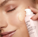 KIKO Milano Hydra Pro Glow 50 ml, KIKO Hydra Pro Glow, зволожуючий крем для обличчя KIKO, крем для обличчя з ефектом сяяння, денний крем KIKO Milano, крем для зволоження шкіри обличчя, крем для нормальної та сухої шкіри, крем для сяйва шкіри, догляд за обличчям KIKO, косметика KIKO Milano купити, KIKO оригінал, зволожуючий крем під макіяж